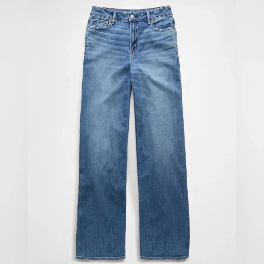 American Eagle Outfitters Blue Flare Jeans - Picture 5 of 9